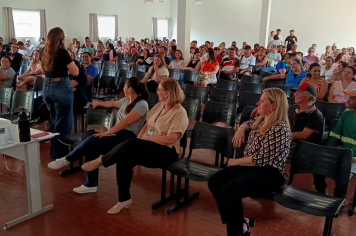 Palestra sobre saúde mental reúne servidores públicos em momento de reflexão e valorização em Nova Fátima